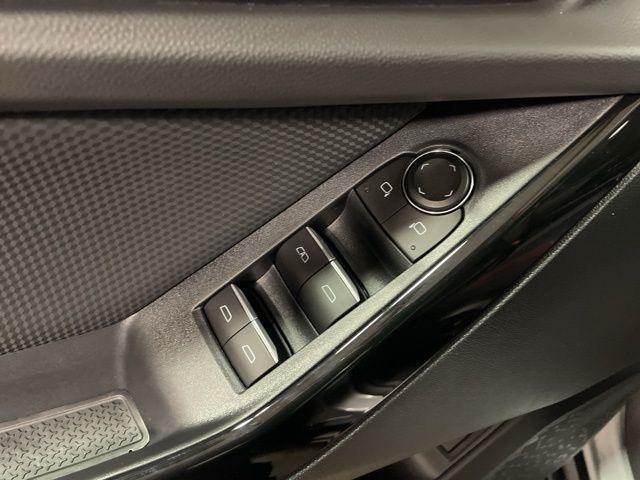 new 2026 Chevrolet Equinox car, priced at $35,995