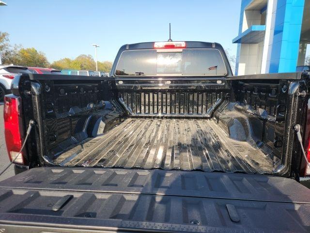 new 2024 Chevrolet Colorado car, priced at $43,860