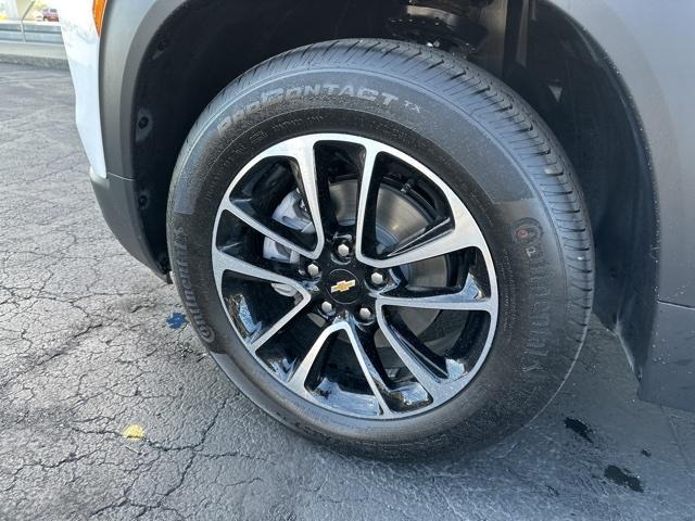 new 2024 Chevrolet TrailBlazer car, priced at $28,195