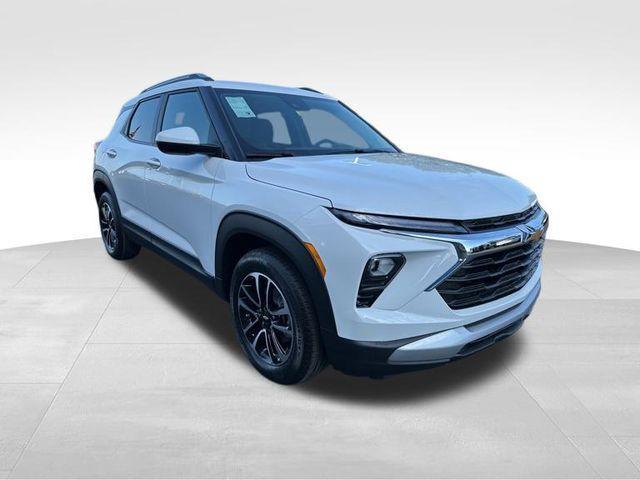 new 2024 Chevrolet TrailBlazer car, priced at $28,195