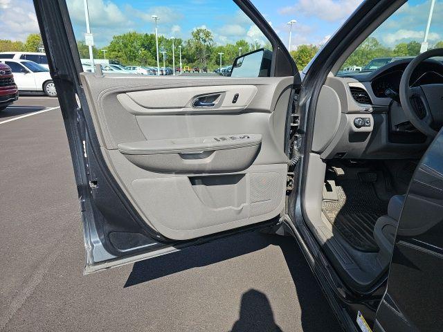 used 2014 Chevrolet Traverse car, priced at $7,981