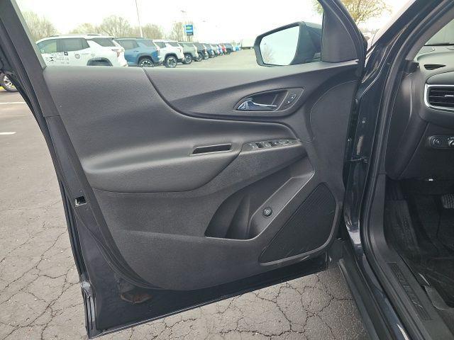 used 2022 Chevrolet Equinox car, priced at $22,799