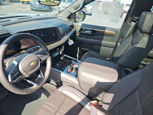 new 2025 Chevrolet Suburban car, priced at $85,525