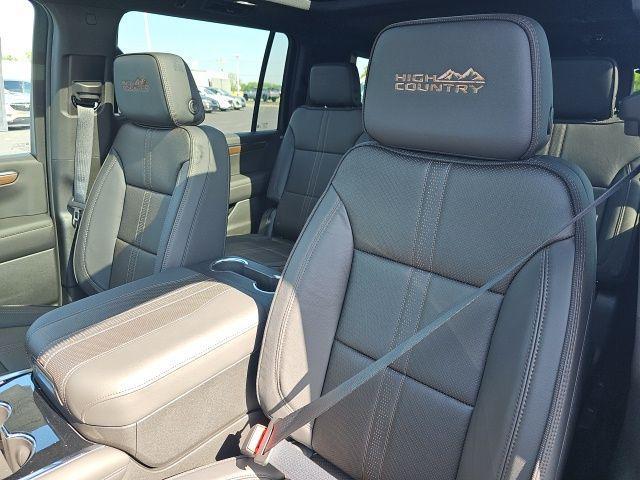 new 2025 Chevrolet Suburban car, priced at $85,525
