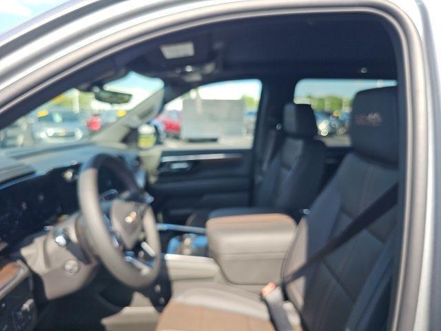 new 2025 Chevrolet Suburban car, priced at $85,525