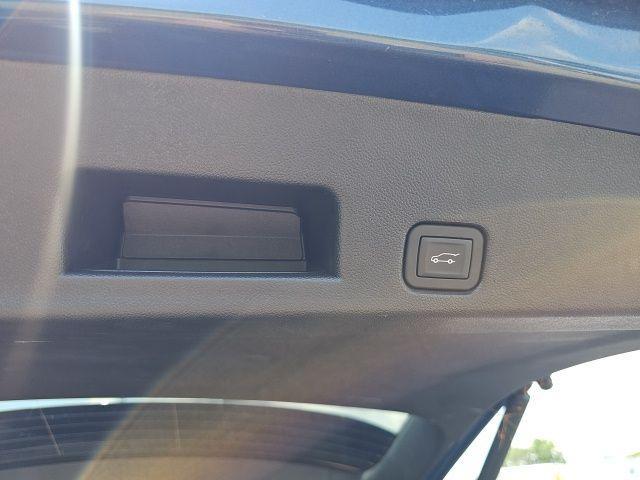 used 2024 Chevrolet Traverse car, priced at $35,285