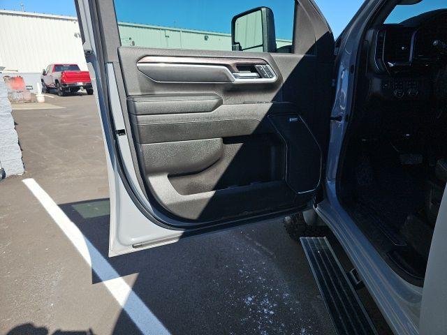 used 2024 Chevrolet Silverado 2500 car, priced at $62,220