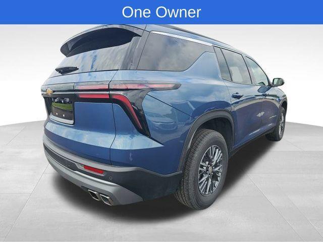 used 2025 Chevrolet Traverse car, priced at $38,397