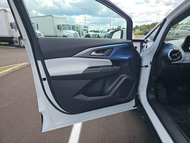 new 2025 Chevrolet Equinox EV car, priced at $42,619