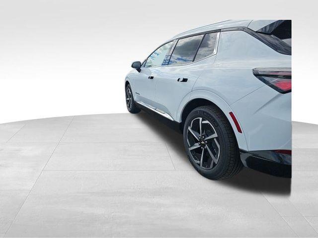 new 2025 Chevrolet Equinox EV car, priced at $42,619
