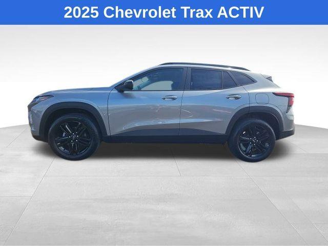 new 2025 Chevrolet Trax car, priced at $26,361