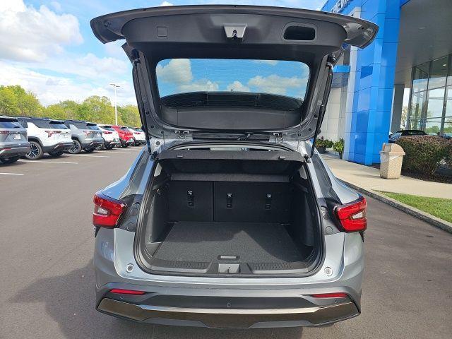 new 2025 Chevrolet Trax car, priced at $26,361