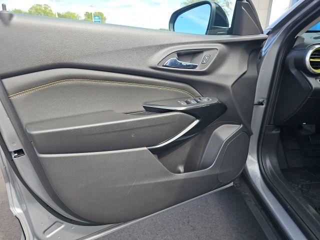 new 2025 Chevrolet Trax car, priced at $26,361