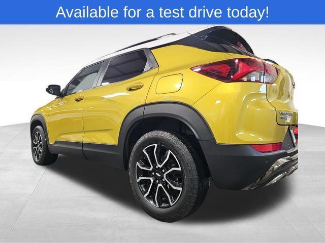 used 2023 Chevrolet TrailBlazer car, priced at $20,504