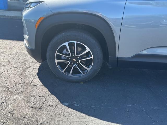 new 2024 Chevrolet TrailBlazer car, priced at $28,195