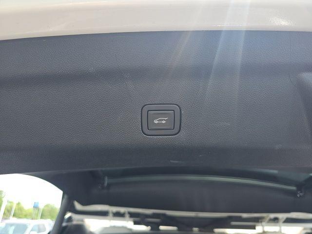 used 2023 GMC Yukon XL car, priced at $71,935