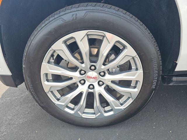 used 2023 GMC Yukon XL car, priced at $71,935