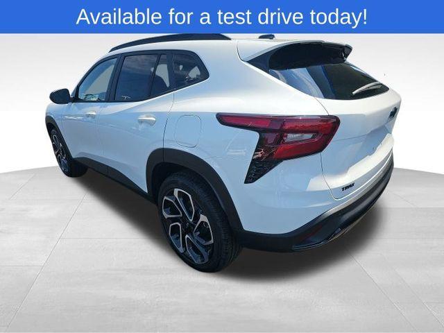 new 2025 Chevrolet Trax car, priced at $27,309