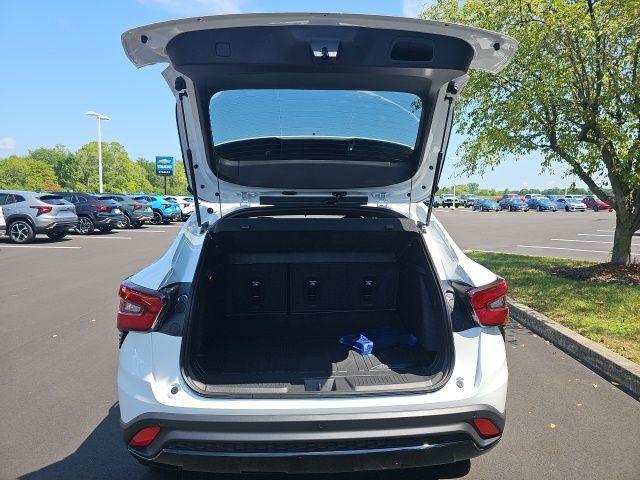 new 2025 Chevrolet Trax car, priced at $27,309