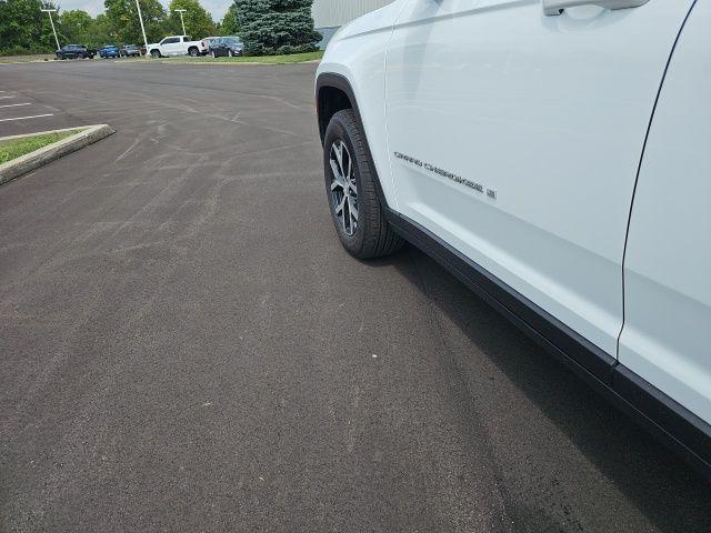used 2024 Jeep Grand Cherokee L car, priced at $37,797
