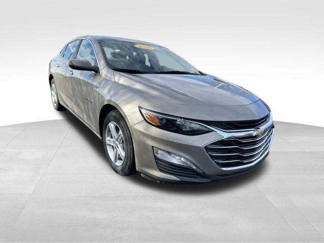 used 2022 Chevrolet Malibu car, priced at $20,568