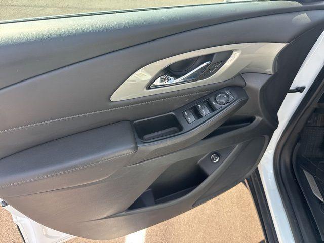 used 2022 Chevrolet Traverse car, priced at $29,765