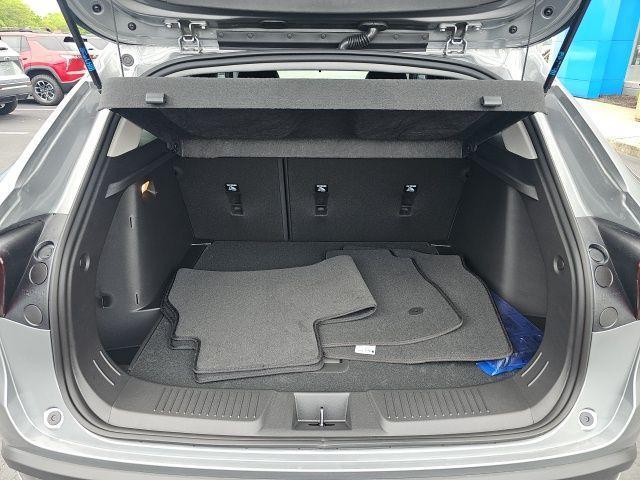 new 2025 Chevrolet Trax car, priced at $24,169
