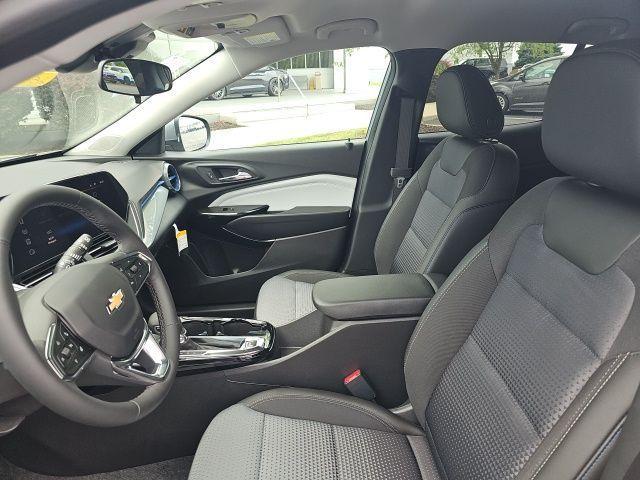 new 2025 Chevrolet Trax car, priced at $24,169