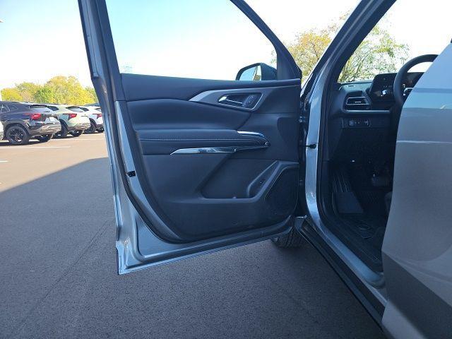 new 2026 Chevrolet Traverse car
