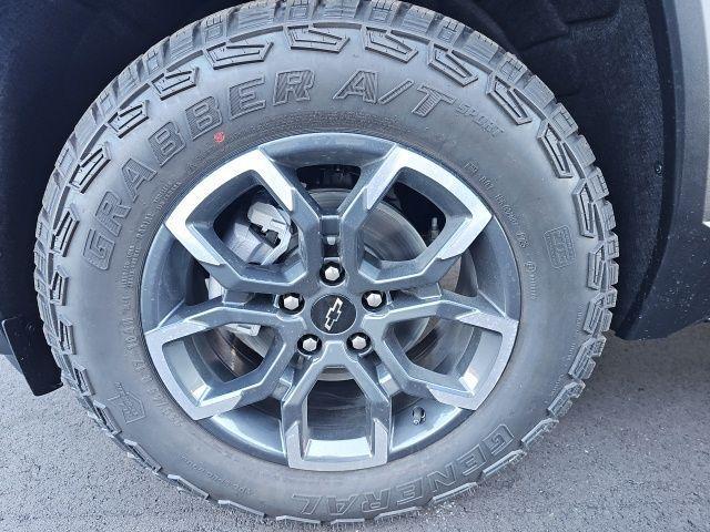 new 2026 Chevrolet Equinox car, priced at $34,981