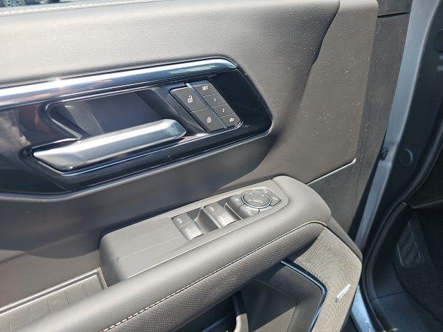 new 2025 Chevrolet Tahoe car, priced at $77,218