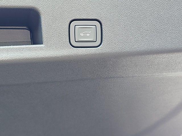 new 2026 Chevrolet Traverse car