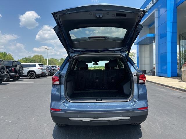 new 2024 Chevrolet Equinox car, priced at $31,090