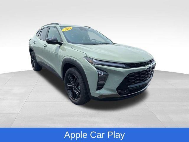 used 2025 Chevrolet Trax car, priced at $27,651
