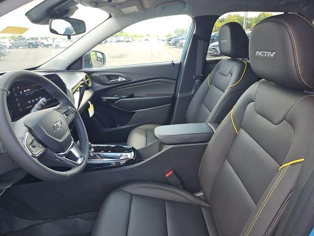 new 2025 Chevrolet Trax car, priced at $27,027