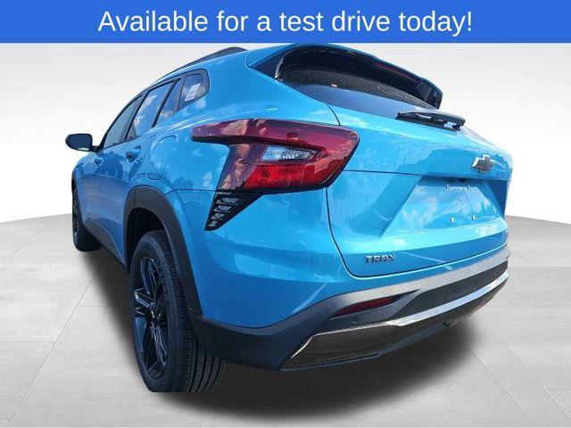new 2025 Chevrolet Trax car, priced at $27,027