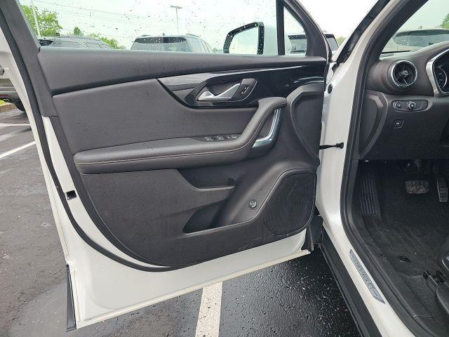 used 2022 Chevrolet Blazer car, priced at $29,990