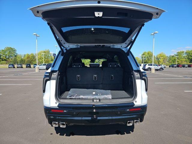 new 2026 Chevrolet Traverse car