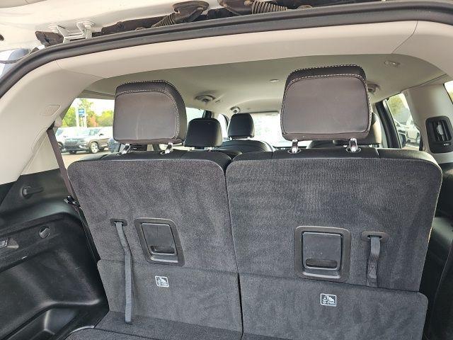 used 2023 Jeep Grand Cherokee L car, priced at $32,839
