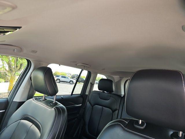 used 2023 Jeep Grand Cherokee car, priced at $37,387