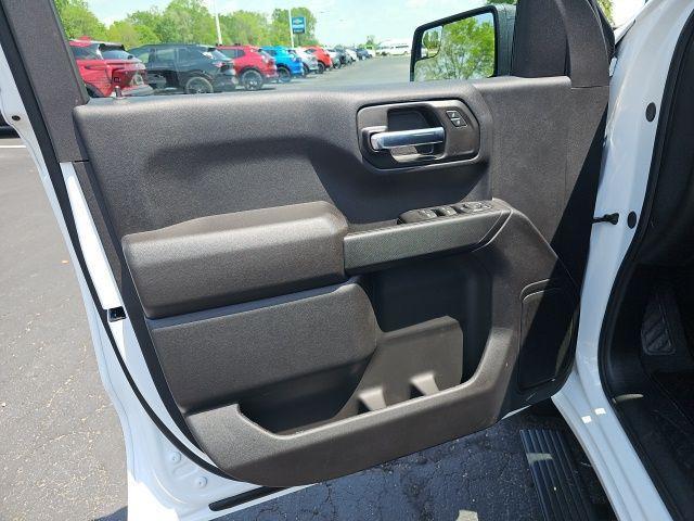 new 2025 Chevrolet Silverado 1500 car, priced at $45,141