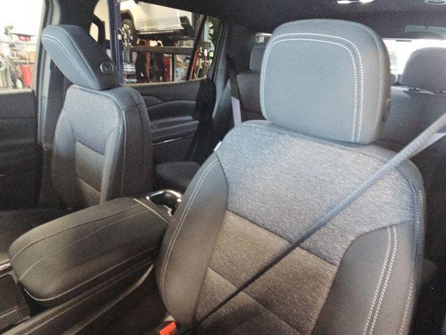 new 2026 Chevrolet Traverse car