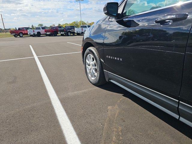 used 2024 Chevrolet Equinox car, priced at $25,487