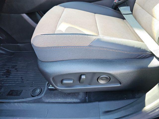 new 2025 Chevrolet Equinox car, priced at $37,360