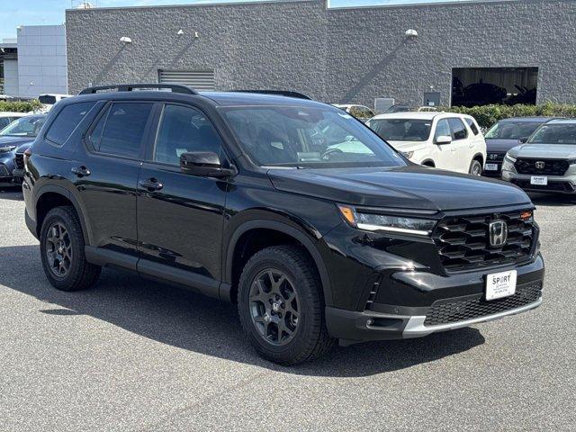 new 2025 Honda Pilot car, priced at $51,330