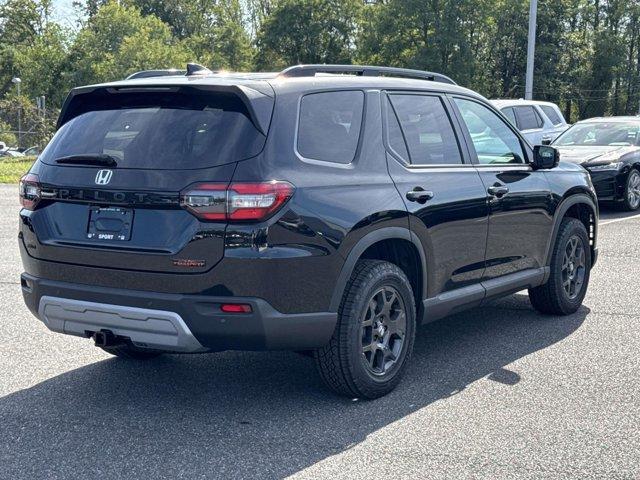 new 2025 Honda Pilot car, priced at $51,330