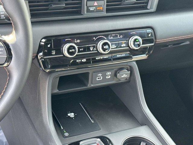 new 2025 Honda Pilot car, priced at $51,330