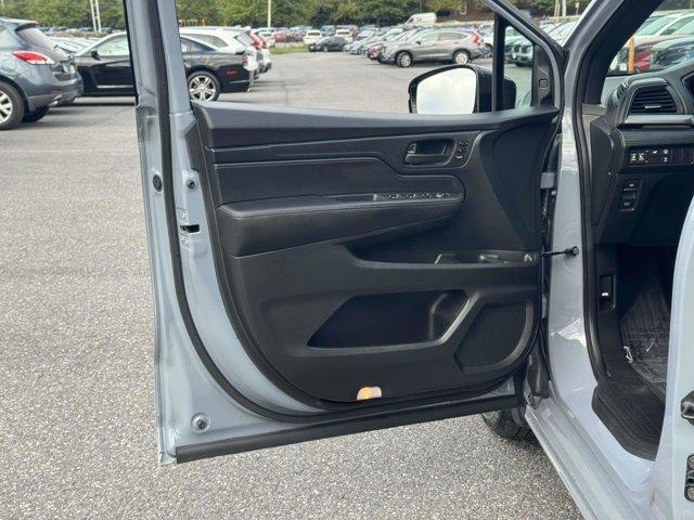 used 2023 Honda Odyssey car, priced at $35,500