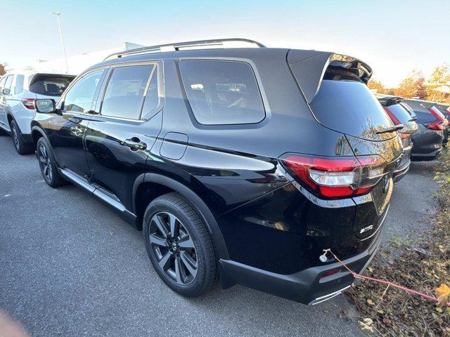 new 2025 Honda Pilot car, priced at $51,095