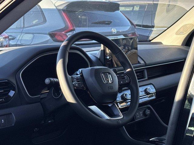 new 2025 Honda Pilot car, priced at $51,095